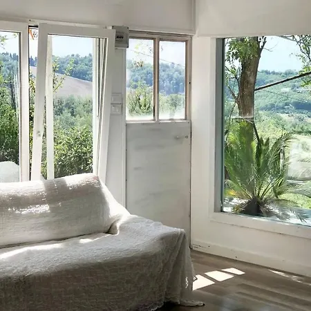 Casa Acacia Fiorenzuola di Focara